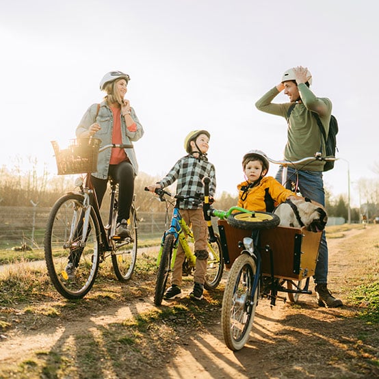 Familie bei einem Ausflug